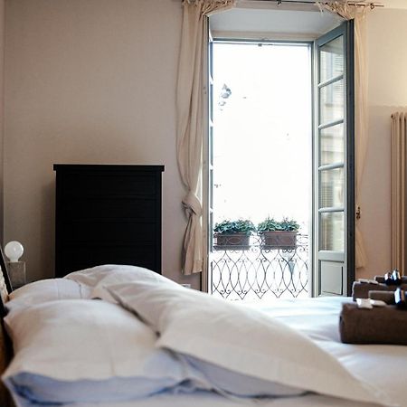 La Finestra Sul Duomo - The House Of Travelers Appartement Como Buitenkant foto
