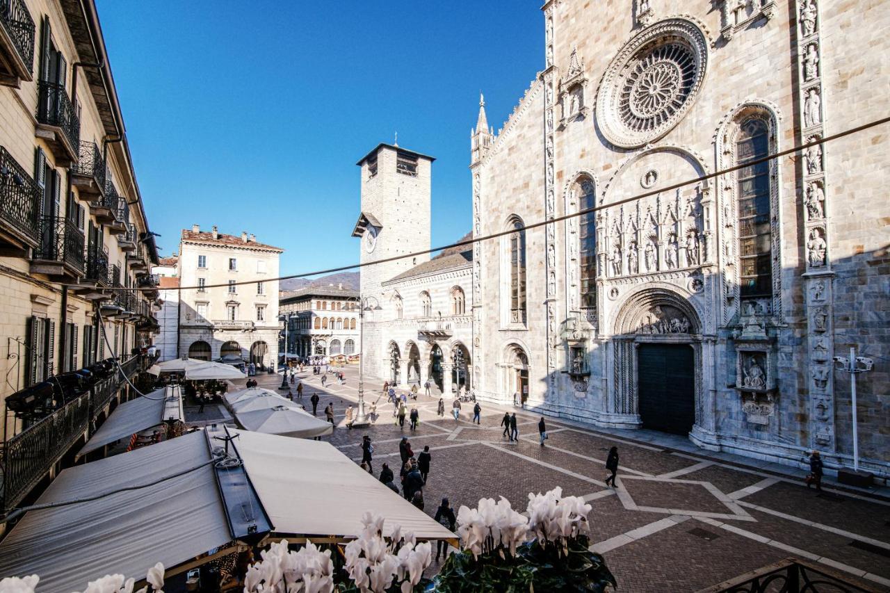 La Finestra Sul Duomo - The House Of Travelers Appartement Como Buitenkant foto