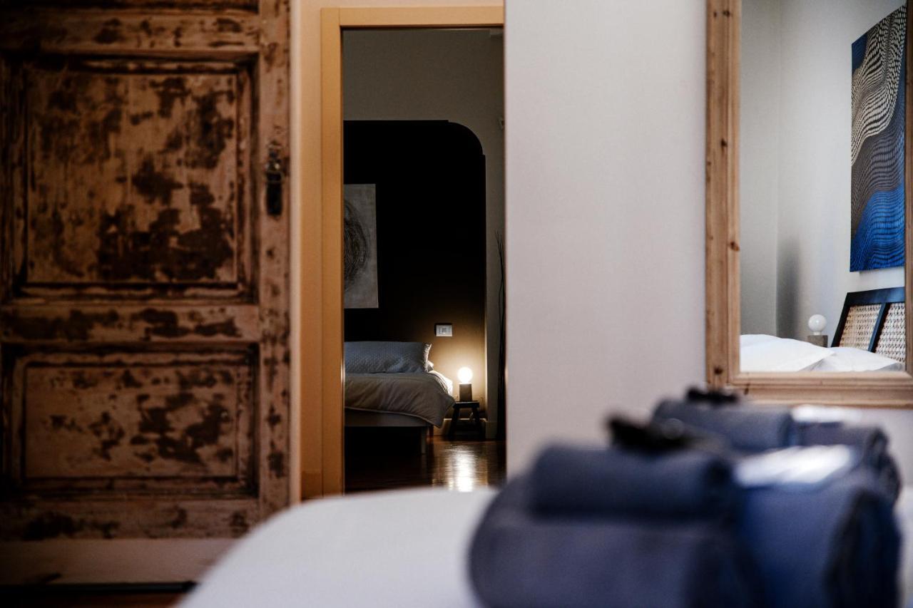 La Finestra Sul Duomo - The House Of Travelers Appartement Como Buitenkant foto