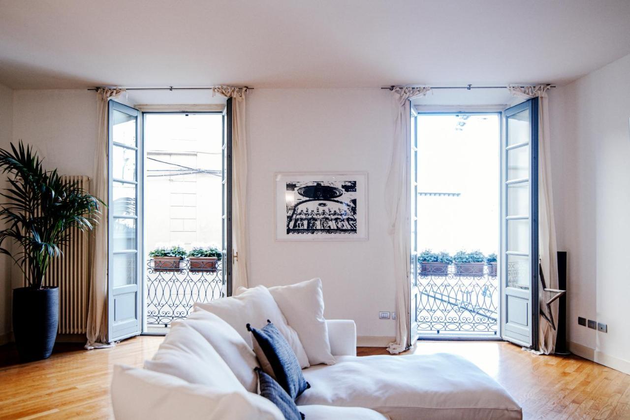 La Finestra Sul Duomo - The House Of Travelers Appartement Como Buitenkant foto
