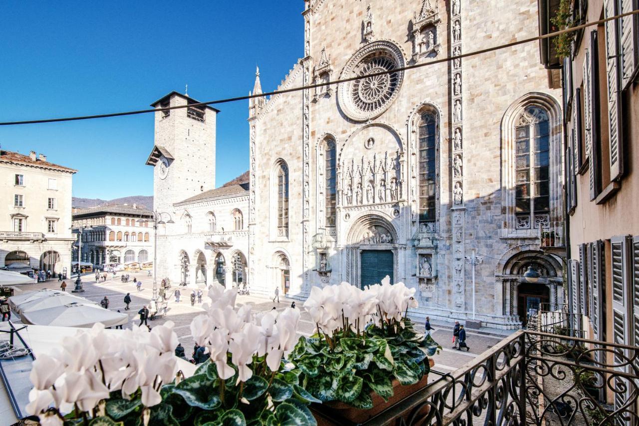 La Finestra Sul Duomo - The House Of Travelers Appartement Como Buitenkant foto