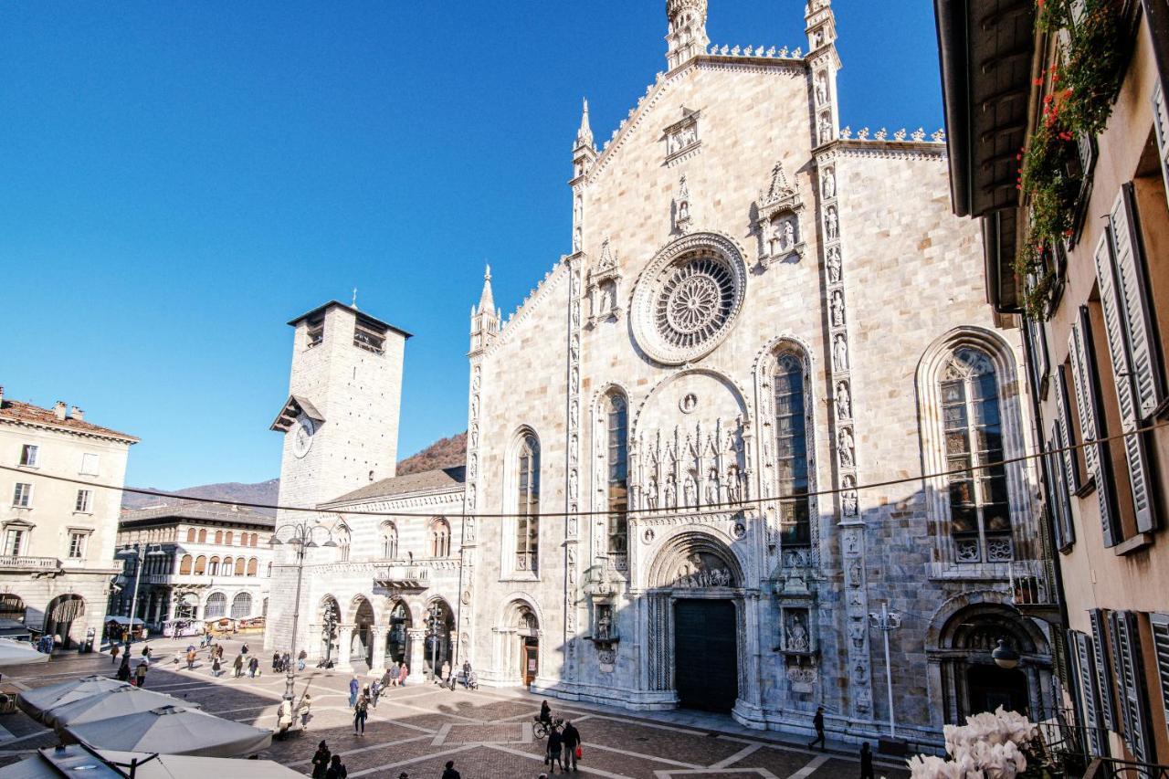 La Finestra Sul Duomo - The House Of Travelers Appartement Como Buitenkant foto